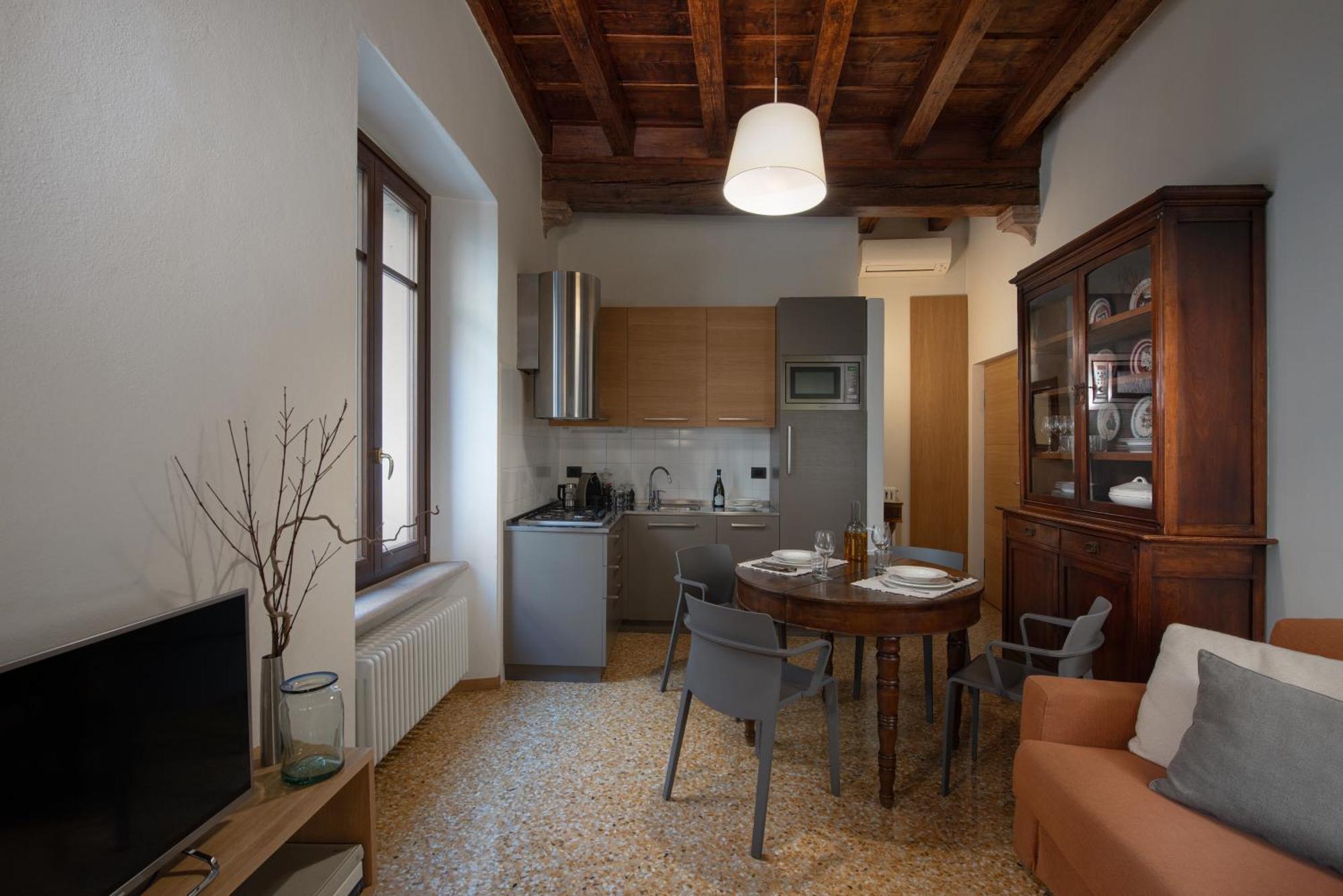 Residenza Roccamaggiore Verona Exteriör bild