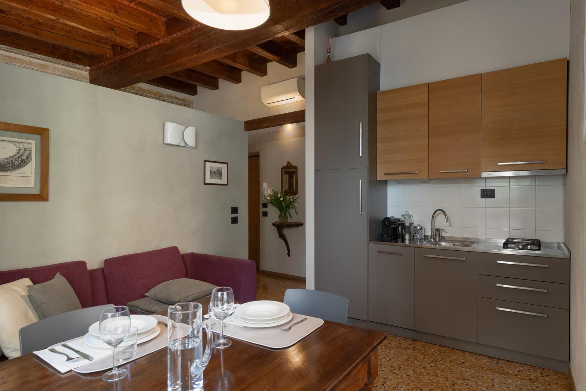 Residenza Roccamaggiore Verona Exteriör bild