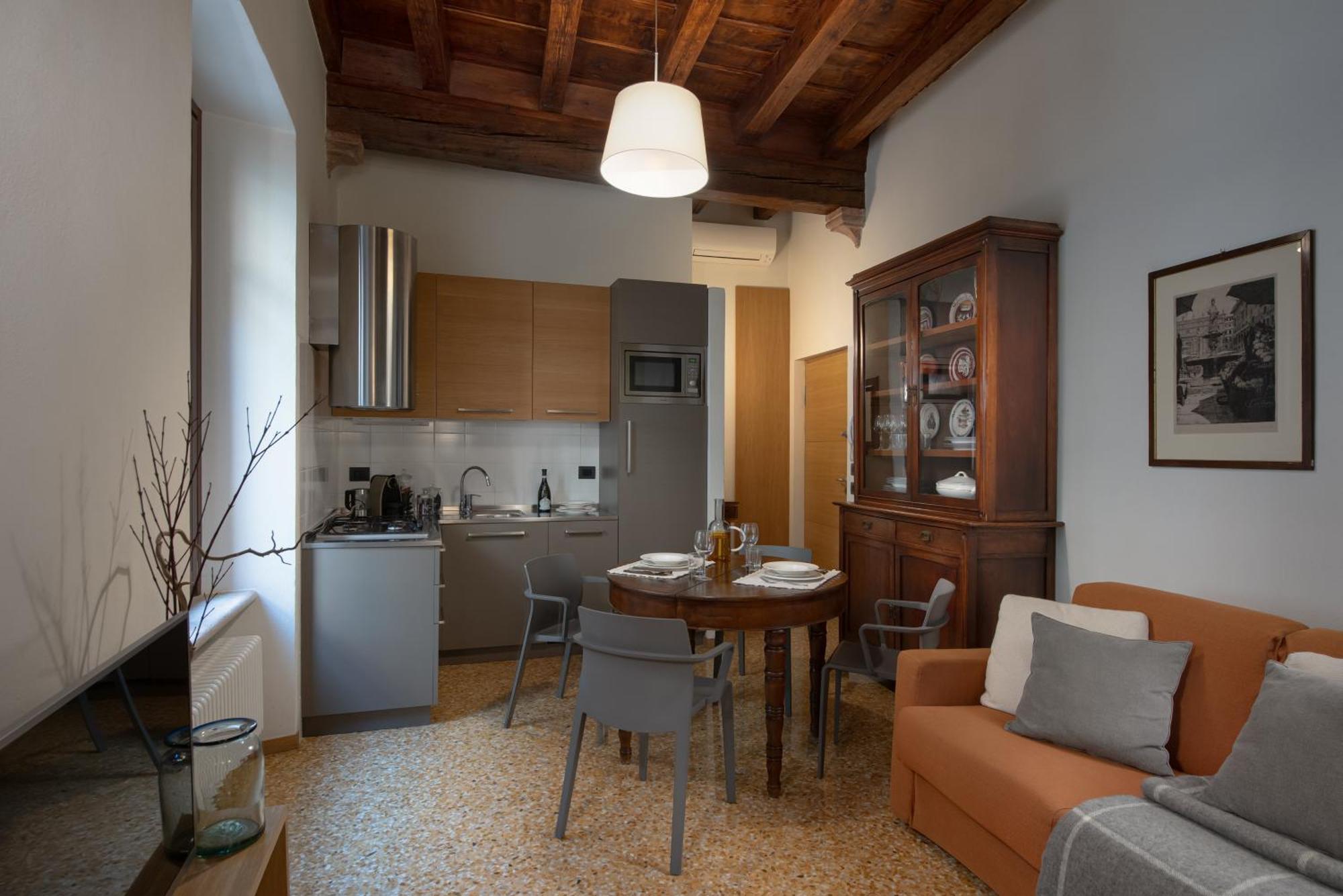 Residenza Roccamaggiore Verona Exteriör bild