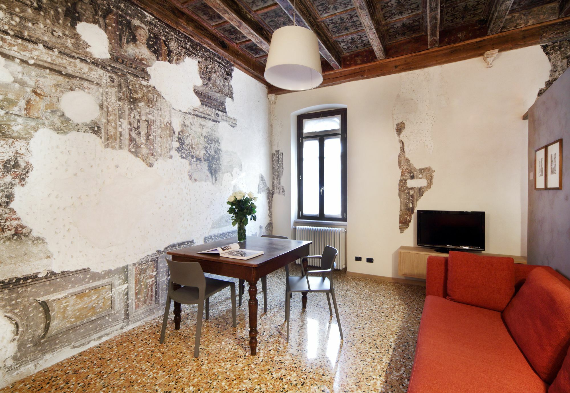 Residenza Roccamaggiore Verona Exteriör bild